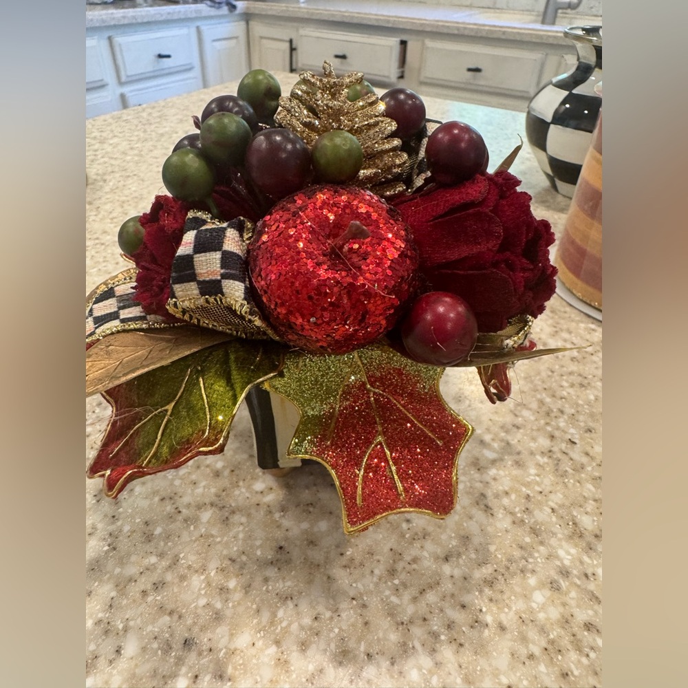 Mackenzie child Holiday atrangement with Glitter Accents